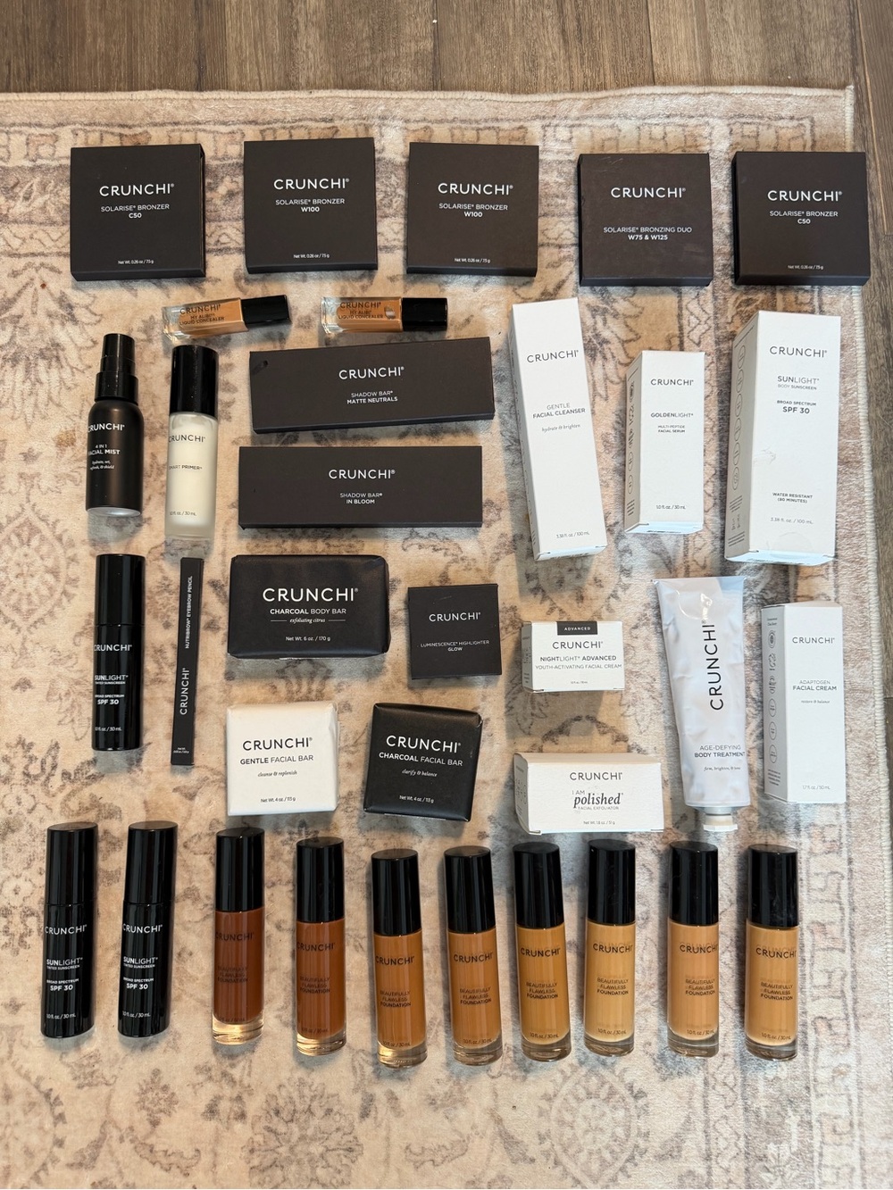 CRUNCHI Makeup Collection - Black Packaging